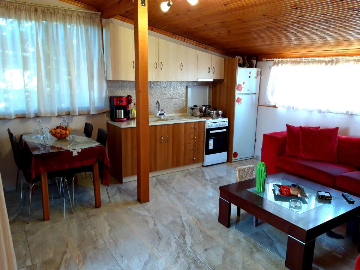 Handmade Peaceful Cozy House Near The Beach Nea Kallikrateia Экстерьер фото