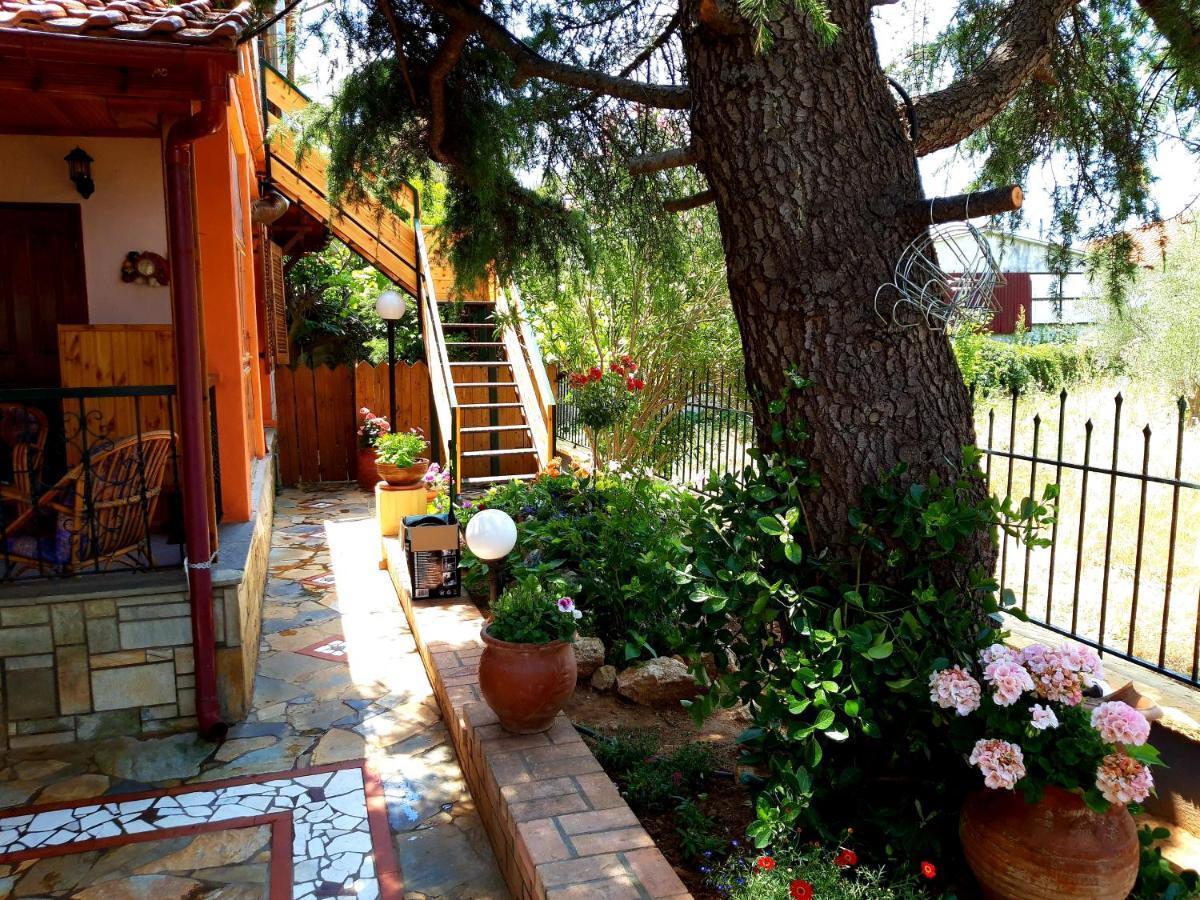 Handmade Peaceful Cozy House Near The Beach Nea Kallikrateia Экстерьер фото